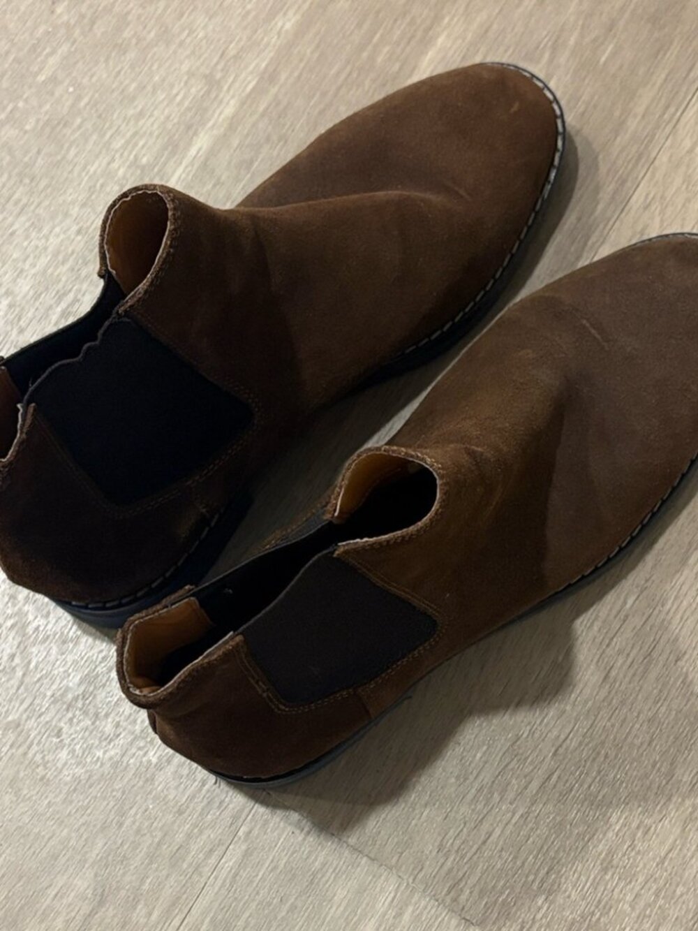 Zara Men's Brown Suede Chelsea Boots